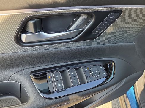 New 2025 Nissan Murano SL image 15