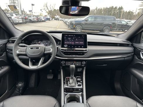 New 2026 Jeep Compass Latitude AWD/4WD image 14