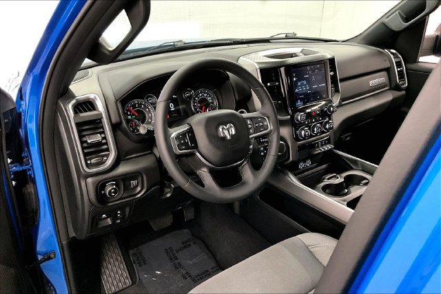 Used 2025 RAM 1500 Big Horn AWD/4WD image 16