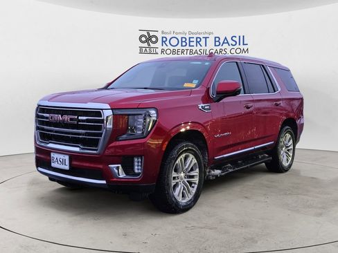 Used 2021 GMC Yukon SLT w/ SLT Premium Package image 1