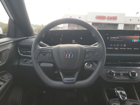 New 2026 Buick Envista Preferred image 13