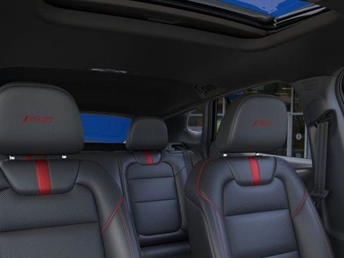 New 2026 Chevrolet Trax RS w/ Sunroof Package FWD image 24