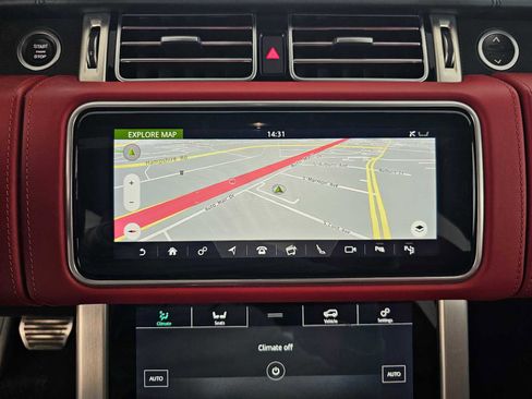 Used 2020 Land Rover Range Rover Autobiography image 24