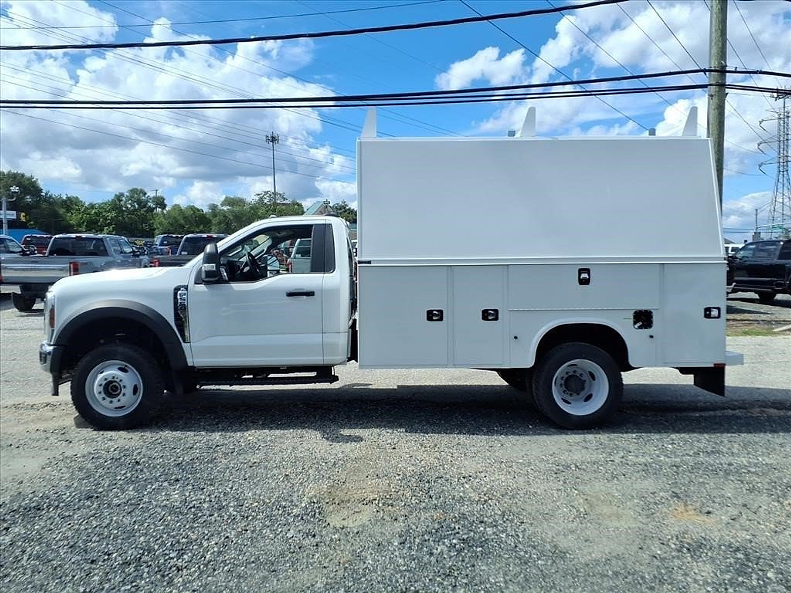 New 2024 Ford F550 4x4 Regular Cab Super Duty image 6