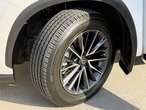 Certified 2025 Lexus NX 250 FWD w/ Premium Package image 16