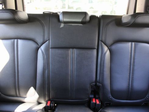 Used 2022 Jeep Wagoneer Series II image 56