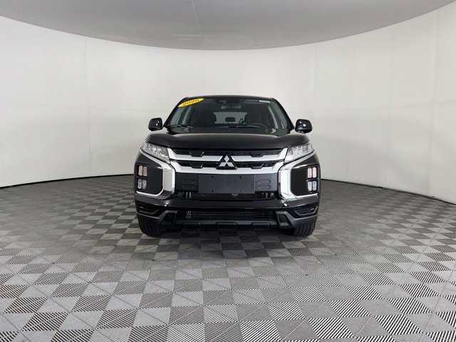 Used 2026 Mitsubishi Outlander Sport LE AWD/4WD image 2