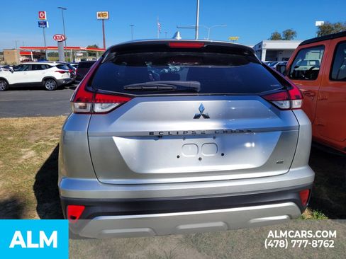 Used 2024 Mitsubishi Eclipse Cross SE image 9