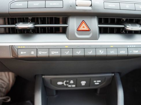 New 2026 Kia K4 FWD image 15