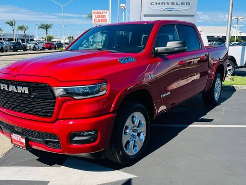 New 2026 RAM 1500 Big Horn AWD/4WD image 8