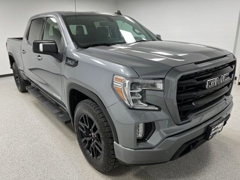 Used 2022 GMC Sierra 1500 Elevation w/ Preferred Package AWD/4WD image 2