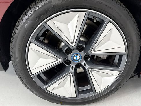 Certified 2023 BMW i4 eDrive35 RWD image 32