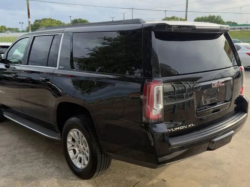Used 2015 GMC Yukon XL SLT image 5