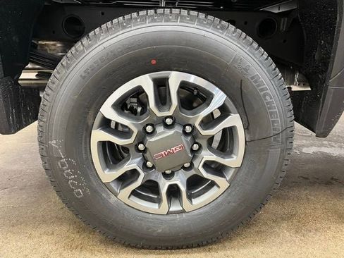 New 2026 GMC Sierra 2500 SLE w/ SLE Value Package; image 29