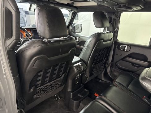 Used 2021 Jeep Wrangler Unlimited Rubicon image 16