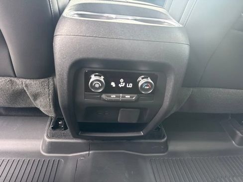 New 2026 Buick Enclave Sport Touring w/ Power Package AWD/4WD image 21