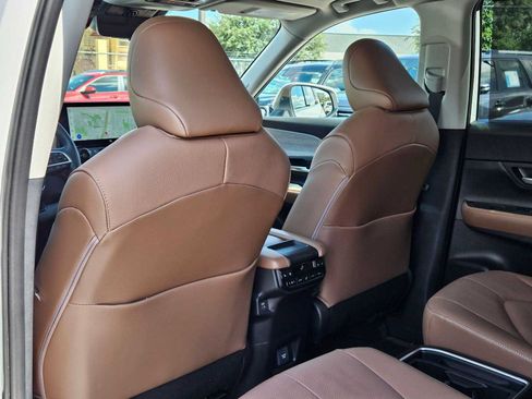 Used 2026 Toyota Grand Highlander AWD image 18