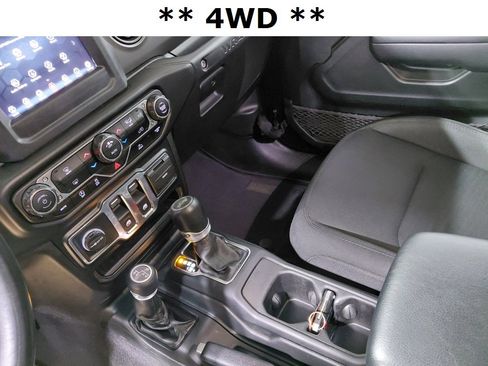 Used 2022 Jeep Wrangler Sport S image 5