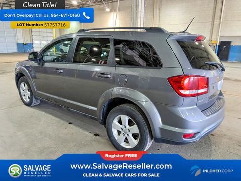 Used 2012 Dodge Journey SXT w/ Flexible Seating Group AWD/4WD image 3