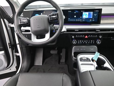 New 2026 Hyundai Ioniq 9 Limited image 11