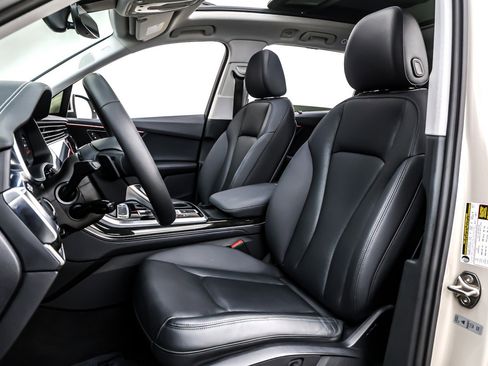 Used 2023 Audi Q7 2.0T Premium Plus w/ Premium Plus Package image 18