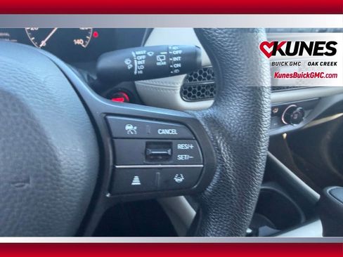 Used 2025 Honda HR-V LX image 13