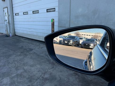 Used 2025 MAZDA CX-30 AWD 2.5 S w/ Preferred Package image 19