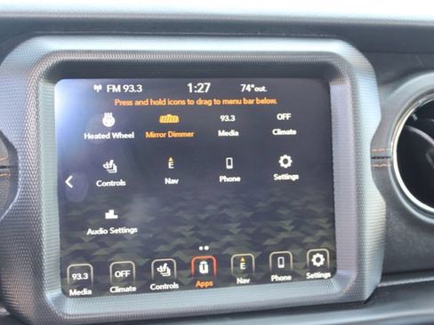 Used 2023 Jeep Wrangler Unlimited Sahara AWD/4WD image 28