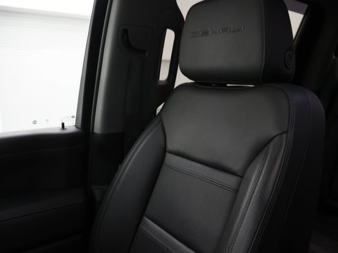Used 2020 GMC Sierra 2500 Denali w/ Denali Ultimate Package AWD/4WD image 52