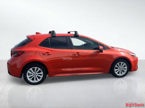 Certified 2025 Toyota Corolla SE FWD image 7