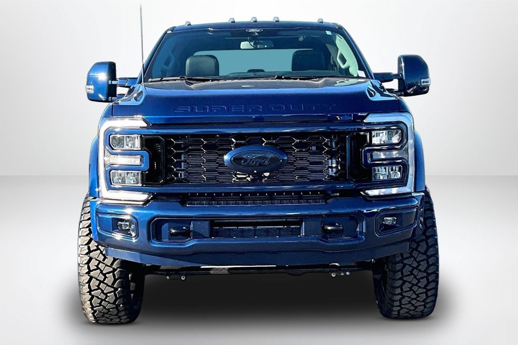 Used 2027 Ford F450 Lariat AWD/4WD image 2