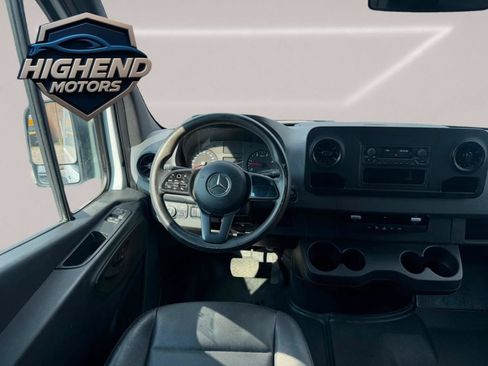 Used 2020 Mercedes-Benz Sprinter 2500 w/ Driver Convenience Package image 17