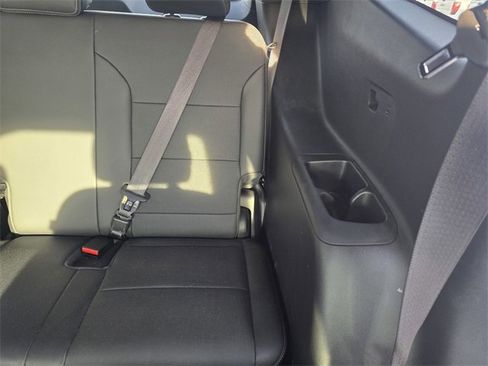 Used 2025 Buick Enclave Preferred w/ Power Package image 11