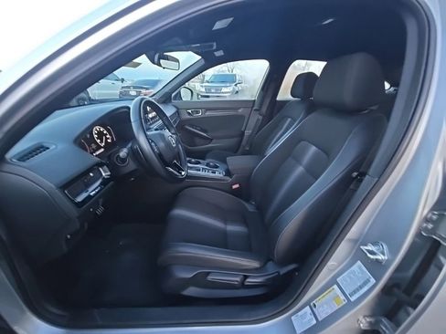 Used 2025 Honda Civic Sport image 13