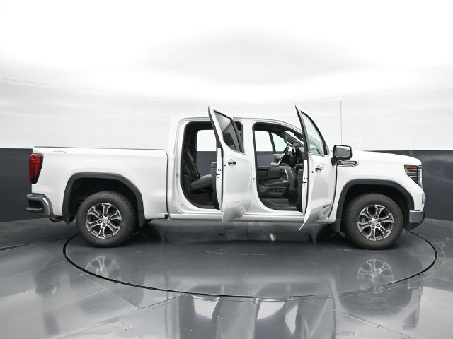Used 2025 GMC Sierra 1500 SLT AWD/4WD image 53