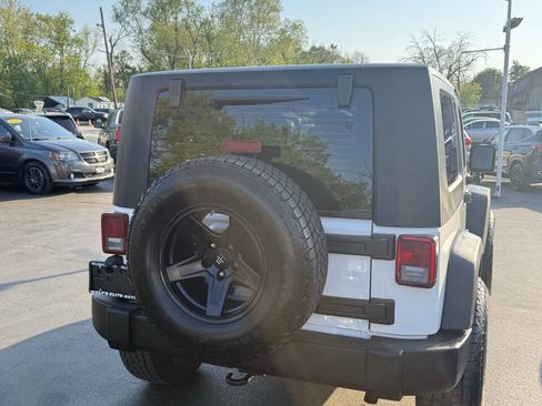 Used 2008 Jeep Wrangler X AWD/4WD image 8