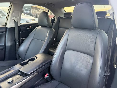 Used 2018 Lexus IS 300 w/ Accessory Package 2 image 31