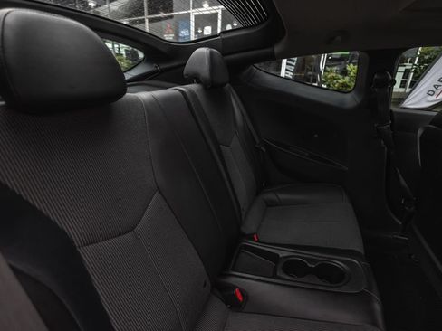 Used 2012 Hyundai Veloster w/ Style Pkg FWD image 26