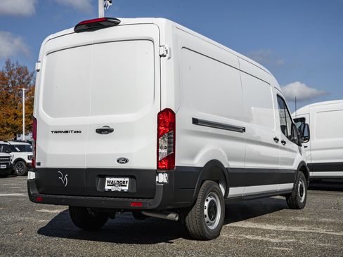 New 2026 Ford Transit 250 148 Medium Roof w/ Load Area Protection Package image 4