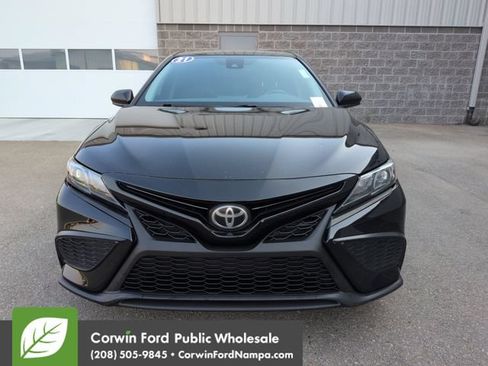 Used 2021 Toyota Camry SE AWD/4WD image 8