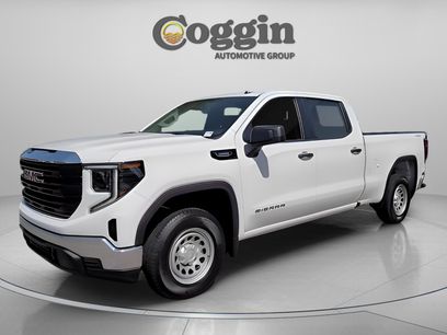 New 2025 GMC Sierra 1500 Pro w/ Pro Value Package