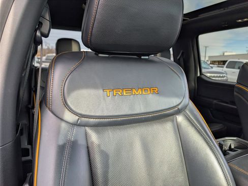 Used 2021 Ford F150 Tremor w/ Equipment Group 402A High image 17