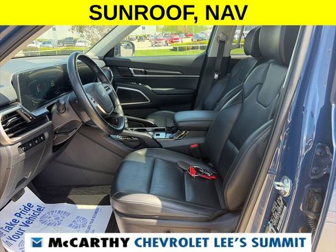 Used 2025 Kia Telluride S FWD image 48