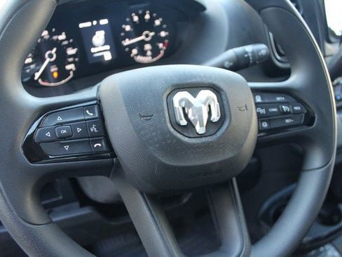 Used 2025 RAM ProMaster 2500 FWD image 10