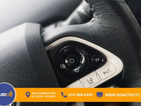 Used 2017 Toyota Prius Three Touring image 19