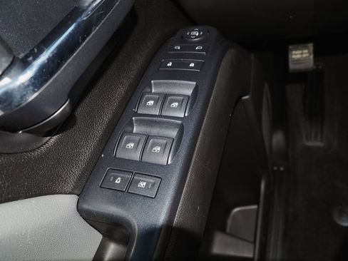 Used 2019 Chevrolet Silverado 1500 Custom w/ Custom Convenience Package image 28