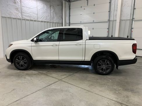 Used 2018 Honda Ridgeline Sport image 18