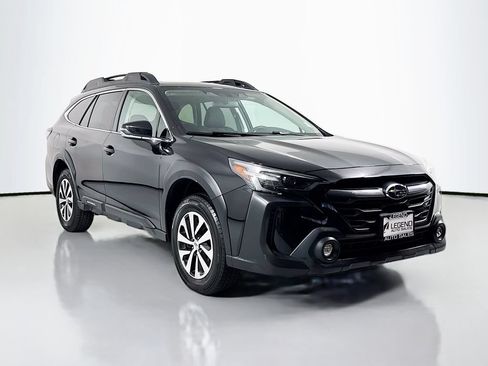 Used 2023 Subaru Outback Premium AWD/4WD image 4
