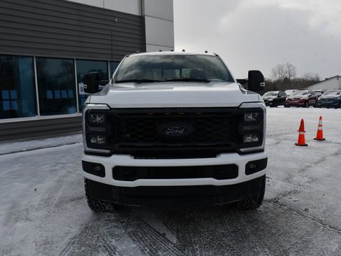 Used 2024 Ford F350 Lariat w/ Sport Appearance Package image 10