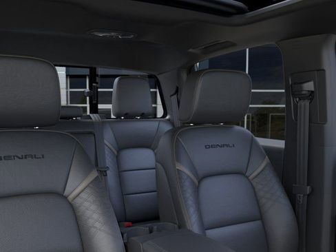 New 2026 GMC Canyon Denali image 24